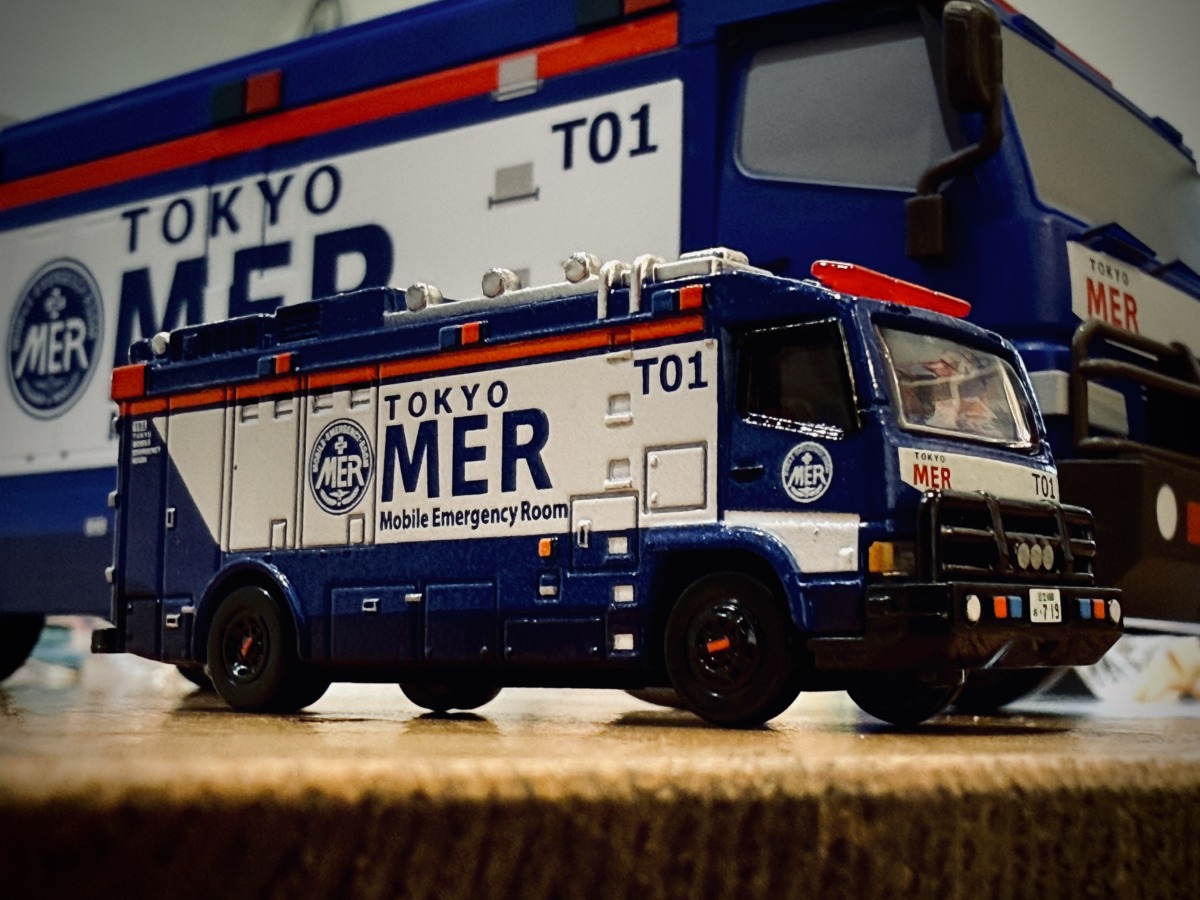TOKYO MER ER CAR (T01) ミニカー＆ポップコーン入れ TOKYO MER ER CAR (T01) ミニカー＆ポップコーン入れ - メルカリ